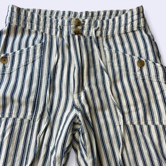 American Eagle Hi-Rise Taper Pants, Pinstripe, Blue & White, Size 6, 100% Cotton - Picture 3 of 8